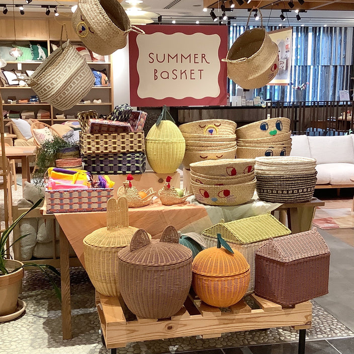 【便利でカラフルなバスケット】