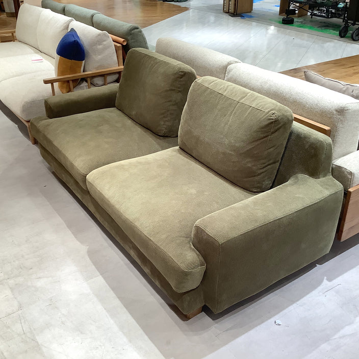 【アウトレット】ソファが入荷しました！