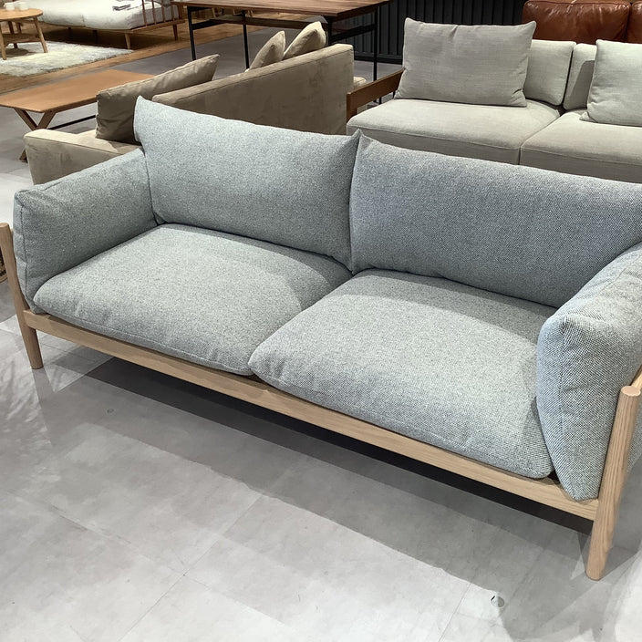 【アウトレット】新商品のソファが入荷しました！