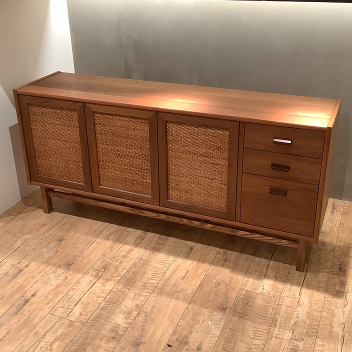 【アウトレット】WICK（ウィック）キャビネットが入荷しました！