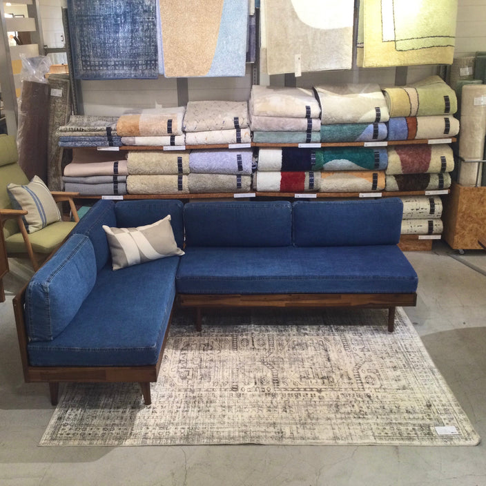 夏に使うラグのメリット