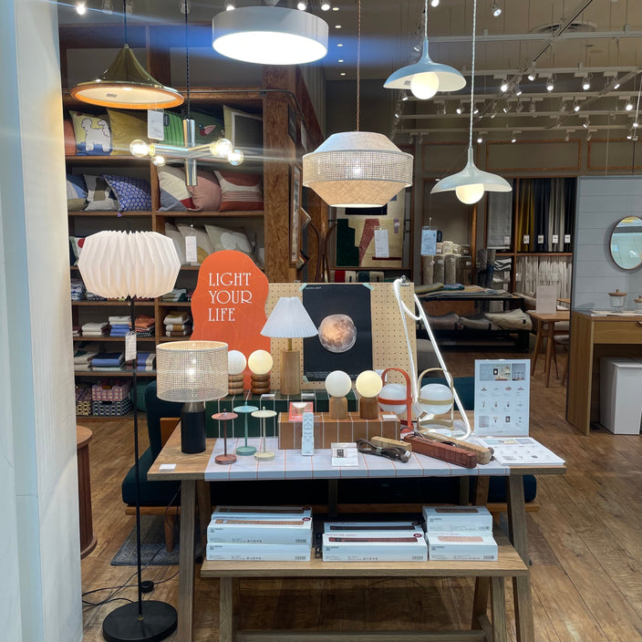 【LIGHT YOUR LIFE】