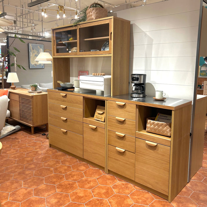 【新発売】HILMAシリーズ、新作キッチンボード入荷しております♪