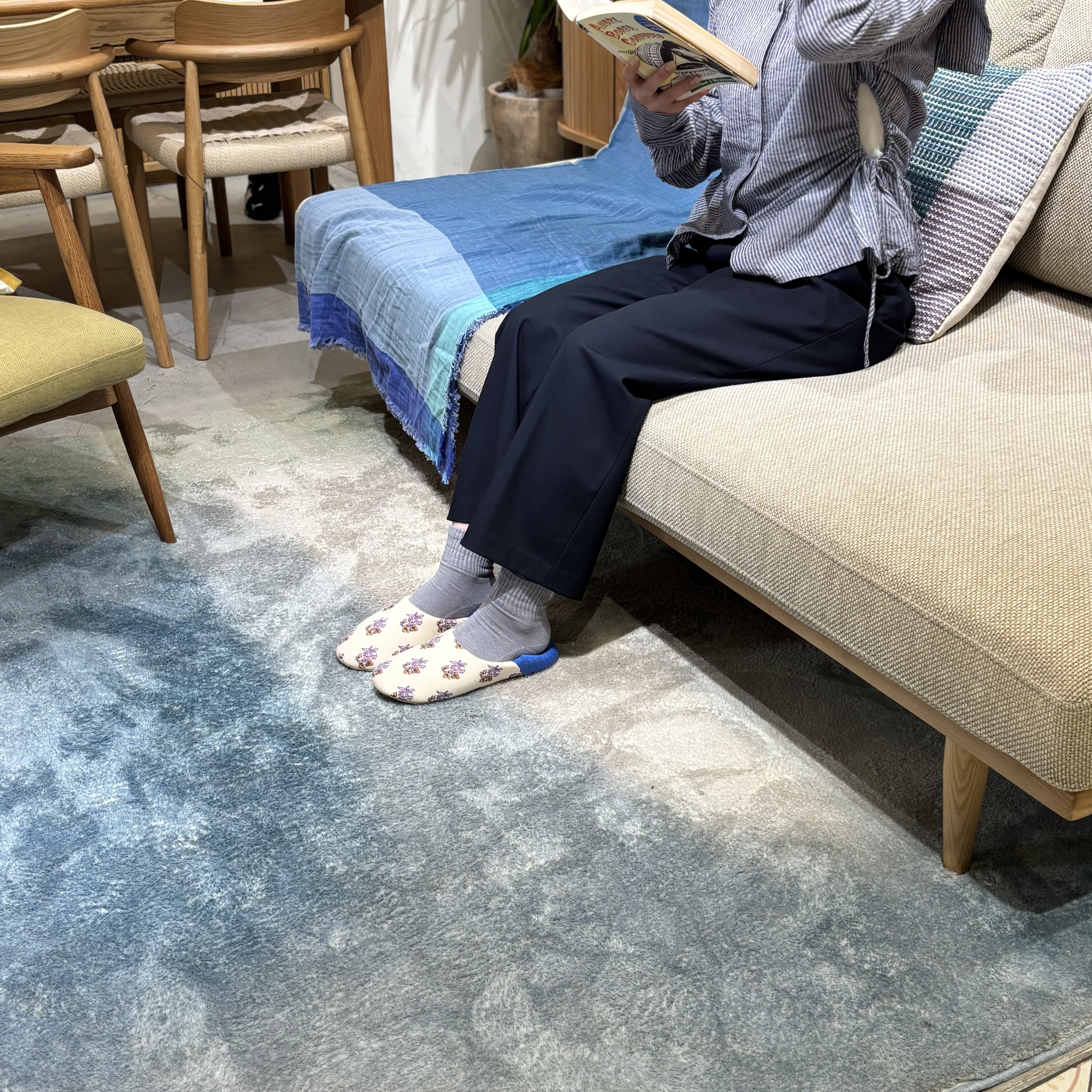 【ラグを敷くメリット】