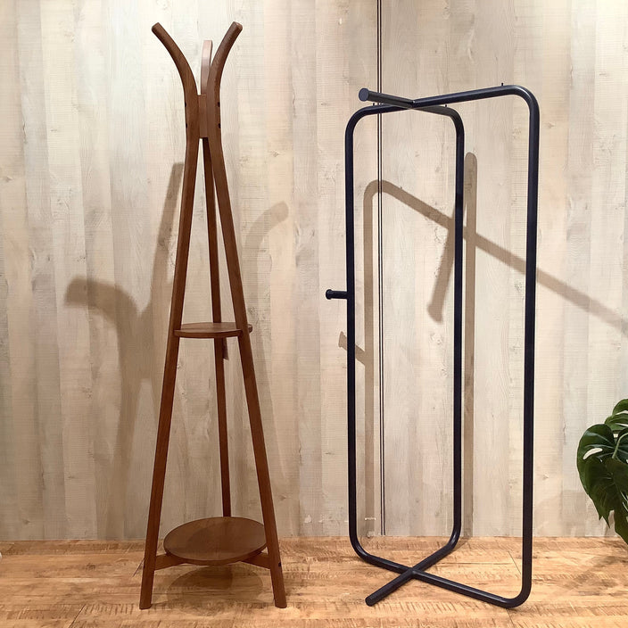 【アウトレット】新生活にもおすすめ、コートハンガー！