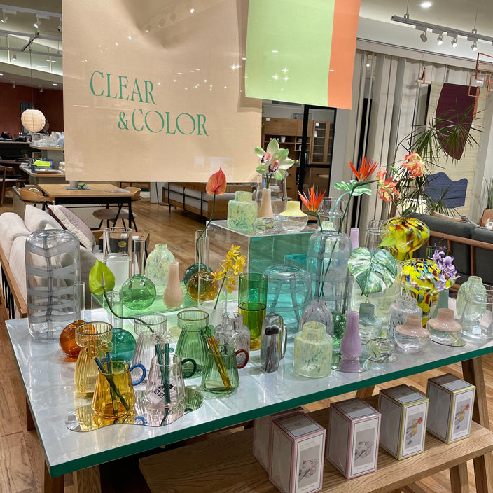 色とりどりのガラスベース