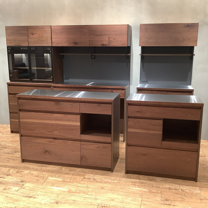 【アウトレット】異素材ミックスを楽しめるキッチンボード