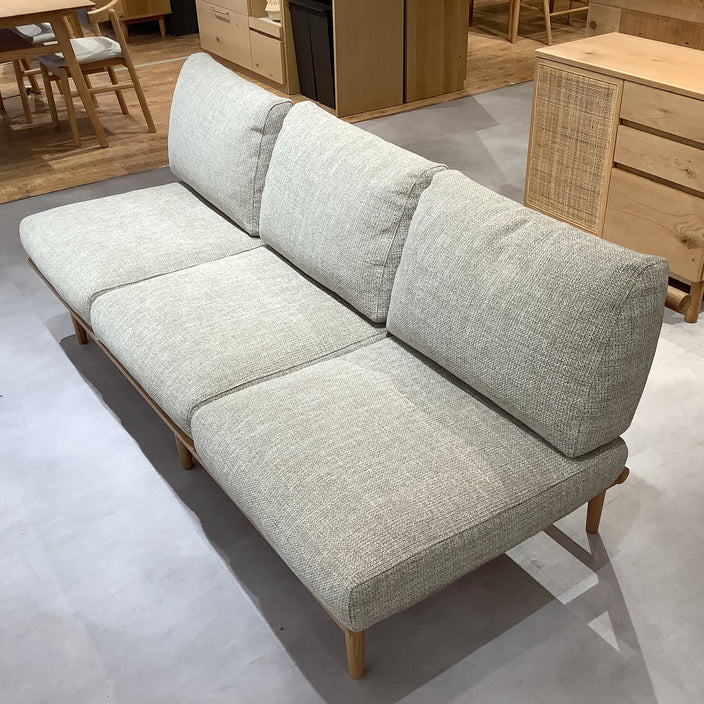 【アウトレット】新商品KUURAソファが入荷しました!