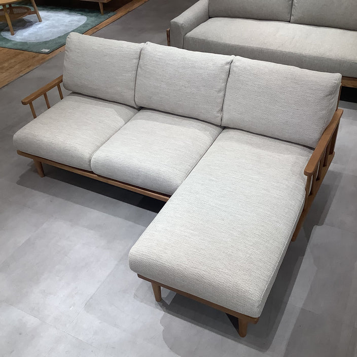 【アウトレット】ゆったりくつろげるカウチソファ！