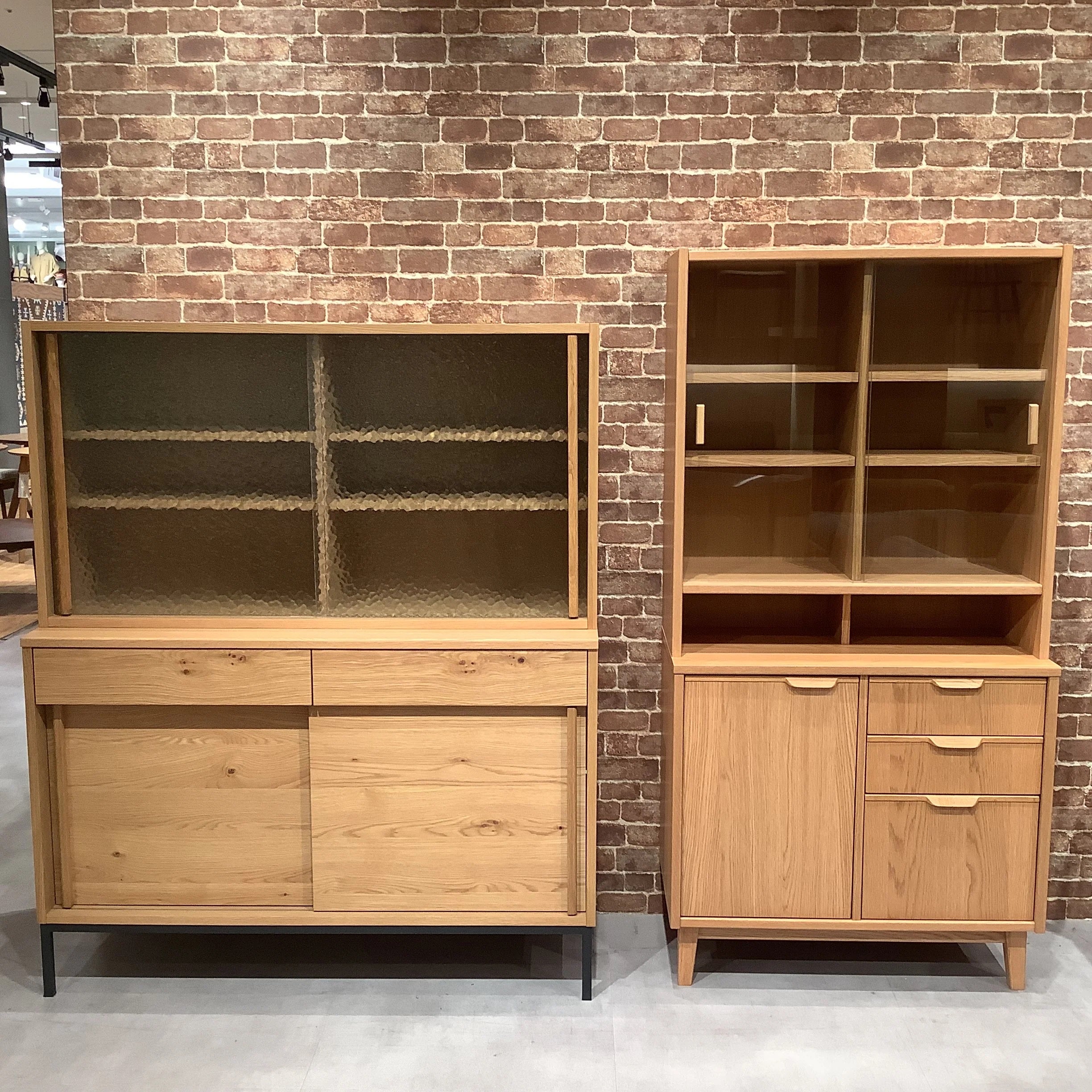 【アウトレット】カップボード入荷しました