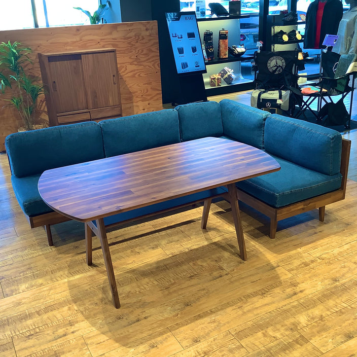 【アウトレット】ラフで日常に馴染むダイニング