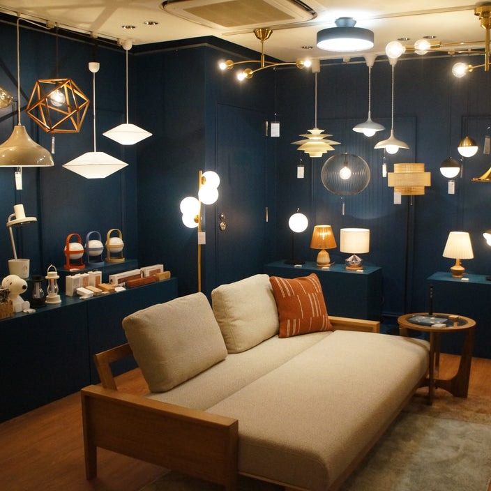 まるで美術館！unico二子玉川の照明コーナー